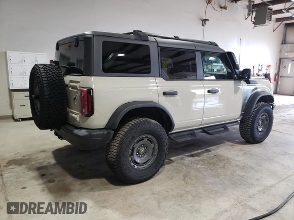 2022 Ford Bronco with VIN 1FMEE5DH7NLB58518, listed as a Copart auction lot 51950435 with 7,175 mi miles and Salvage title. Bid and sale history available at DreamBid. Image 3.