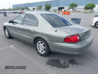 2001 Mercury Sable LS with VIN 1MEHM55S31G600405, listed as a IAAI auction lot 42175214 with 196,492 mi miles and . Bid and sale history available at carsss.com. Image 3.