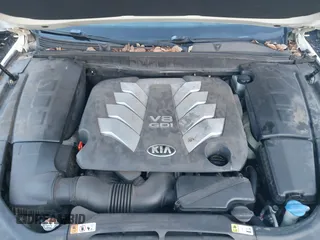 2015 Kia K900 Luxury with VIN KNALW4D47F6023343, listed as a IAAI auction lot 41326579 with 214,113 mi miles. Bid and sale history available at carsss.com. Image 10.