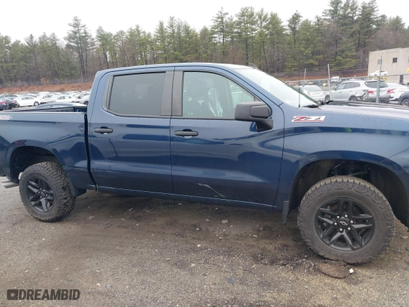2019 Chevrolet Silverado 1500 Custom Trail Boss with VIN 1GCPYCEH6KZ400716, listed as a IAAI auction lot 41919009 with 57,091 mi miles. Bid and sale history available at carsss.com. Image 13.