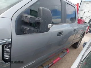 2020 Ford F-250 XL с VIN 1FT7W2BT6LEC10917, выставлен на аукционе IAAI как лот 42158569 с пробегом 120 975 миль миль и . История ставок и продаж доступна на DreamBid. Изображение 13.
