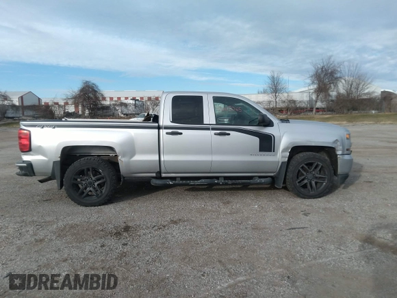 2017 Chevrolet Silverado 1500 Custom with VIN 1GCVKPEC3HZ275364, listed as a IAAI auction lot 41065065 with 102,445 mi miles. Bid and sale history available at carsss.com. Image 13.