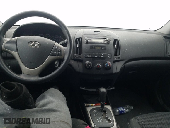 2009 Hyundai Elantra with VIN KMHDC85E89U024852, listed as a Copart auction lot 85552214 with 153,760 mi miles and Salvage title. Bid and sale history available at DreamBid. Image 8.