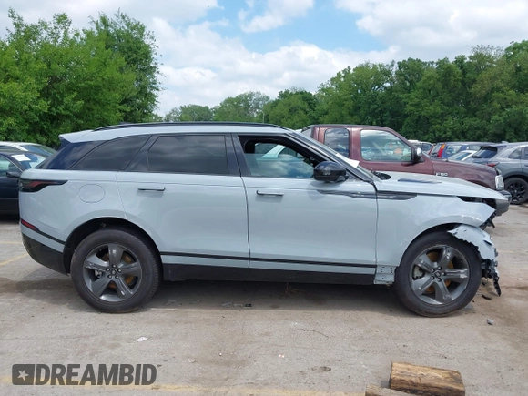 2025 Land Rover Range Rover Velar Dynamic SE with VIN SALYL2EX1SA394559, listed as a IAAI auction lot 42262198 with 17,470 mi miles and . Bid and sale history available at DreamBid. Image 14.