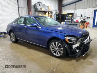 2018 Mercedes-Benz C 300 z VIN 55SWF4KB3JU248257, wystawiony jako Copart lot #50001055 z przebiegiem 53 334 mil mil oraz Szkoda całkowita • Salvage title. Historia ofert i sprzedaży dostępna na DreamBid. Obrazek 4.