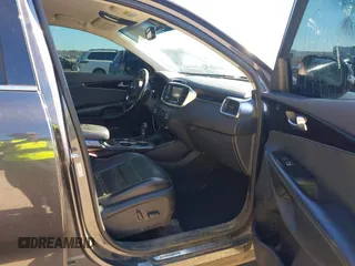 2018 Kia Sorento EX with VIN 5XYPH4A52JG384044, listed as a IAAI auction lot 40906245 with 109,389 mi miles and . Bid and sale history available at DreamBid. Image 5.
