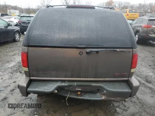 1998 GMC Jimmy SLE with VIN 1GKDT13W6W2535592, listed as a Copart auction lot 81953844 with 88,205 mi miles and Salvage Title. Bid and sale history available at carsss.com. Image 6.