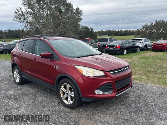 2013 Ford Escape SE с VIN 1FMCU9G95DUD25554, выставлен на аукционе Copart как лот 76806584 с пробегом Не указан миль и Чистый • Clean title. История ставок и продаж доступна на DreamBid. Изображение 1.