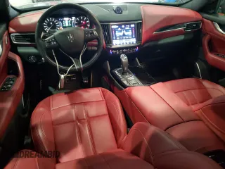 2022 Maserati Levante with VIN ZN661YUM1NX400441, listed as a Copart auction lot 84326324 with 11,966 mi miles and Salvage title. Bid and sale history available at DreamBid. Image 8.
