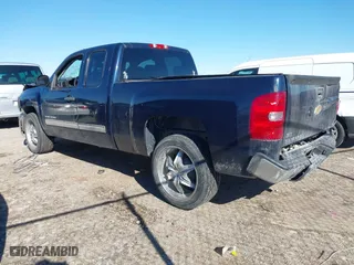 2012 Chevrolet Silverado 1500 LT with VIN 1GCRCSE01CZ169382, listed as a IAAI auction lot 41291794 with 153,202 mi miles. Bid and sale history available at carsss.com. Image 3.