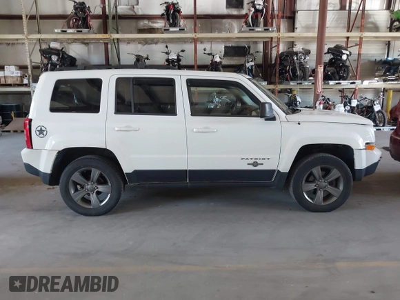 2014 Jeep Patriot Latitude with VIN 1C4NJRFB1ED687912, listed as a IAAI auction lot 42577920 with 150,327 mi miles and . Bid and sale history available at DreamBid. Image 14.