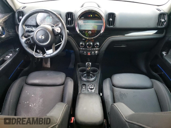 2024 MINI Countryman Cooper S with VIN WMZ53BR05R3R99139, listed as a Copart auction lot 87492724 with 7,183 mi miles and Salvage title. Bid and sale history available at DreamBid. Image 8.
