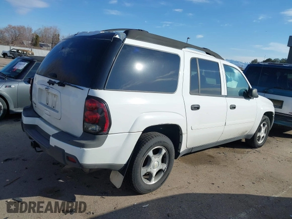 2006 Chevrolet TrailBlazer LS with VIN 1GNET16S466149892, listed as a IAAI auction lot 41666448 with 203,772 mi miles and . Bid and sale history available at DreamBid. Image 4.