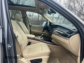 2007 BMW X5 4.8i z VIN 5UXFE83527LZ44584, wystawiony jako IAAI lot #42364598 z przebiegiem 154 837 mil mil oraz . Historia ofert i sprzedaży dostępna na DreamBid. Obrazek 5.