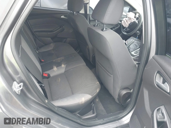2014 Ford Focus SE with VIN 1FADP3K26EL178617, listed as a IAAI auction lot 41494087 with 72,198 mi miles. Bid and sale history available at carsss.com. Image 8.