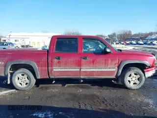 2007 Chevrolet Silverado 1500 LT3 with VIN 2GCEK13Z171178675, listed as a IAAI auction lot 41393503 with 281,442 mi miles and . Bid and sale history available at DreamBid. Image 13.