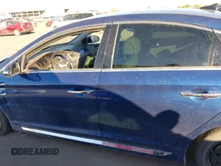 2015 Hyundai Sonata 2.4L Sport with VIN 5NPE34AF5FH011725, listed as a IAAI auction lot 40838027 with 122,472 mi miles. Bid and sale history available at carsss.com. Image 14.