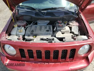 2015 Jeep Patriot Altitude z VIN 1C4NJRBB0FD290036, wystawiony jako Copart lot #55138325 z przebiegiem 64 343 mil mil oraz Szkoda całkowita • Salvage title. Historia ofert i sprzedaży dostępna na DreamBid. Obrazek 12.