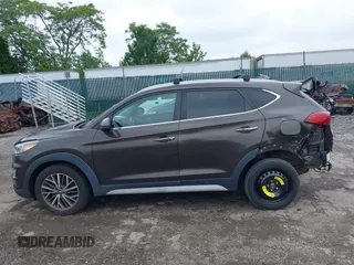 2020 Hyundai Tucson Sport with VIN KM8J3CAL2LU200876, listed as a IAAI auction lot 42528747 with 115,737 mi miles and . Bid and sale history available at DreamBid. Image 15.