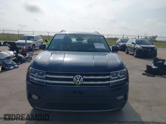 2019 Volkswagen Atlas SE with VIN 1V2WR2CA8KC618988, listed as a IAAI auction lot 42212845 with 60,481 mi miles and . Bid and sale history available at DreamBid. Image 12.