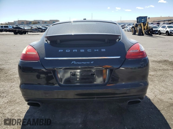 2012 Porsche Panamera z VIN WP0AA2A73CL071401, wystawiony jako Copart lot #49864355 z przebiegiem 95 142 mil mil oraz Czysty tytuł • Clean title. Historia ofert i sprzedaży dostępna na DreamBid. Obrazek 6.