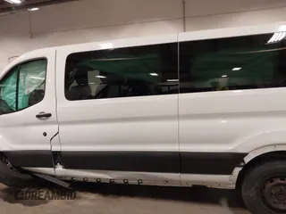 2019 Ford Transit Passenger XL with VIN 1FBZX2YM7KKA22871, listed as a IAAI auction lot 41721561 with 112,189 mi miles. Bid and sale history available at carsss.com. Image 15.