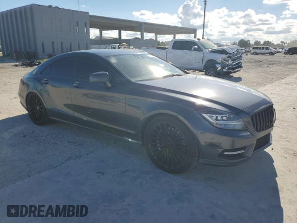 2014 Mercedes-Benz CLS 550 z VIN WDDLJ9BBXEA098250, wystawiony jako Copart lot #72584764 z przebiegiem 154 463 mil mil oraz Szkoda całkowita • Salvage title. Historia ofert i sprzedaży dostępna na DreamBid. Obrazek 4.