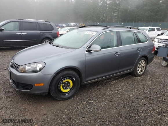 2014 Volkswagen Jetta SportWagen S with VIN 3VWPP7AJ2EM602586, listed as a Copart auction lot 87070544 with 133,758 mi miles and Salvage Title. Bid and sale history available at carsss.com. Image 1.