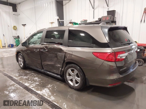 2019 Honda Odyssey EX with VIN 5FNRL6H56KB091734, listed as a IAAI auction lot 41992296 with 97,236 mi miles. Bid and sale history available at carsss.com. Image 3.