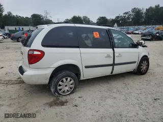 2006 Chrysler Town & Country SWB with VIN 1A4GP45R96B585502, listed as a Copart auction lot 85336314 with 0 mi miles and Salvage Title. Bid and sale history available at carsss.com. Image 3.