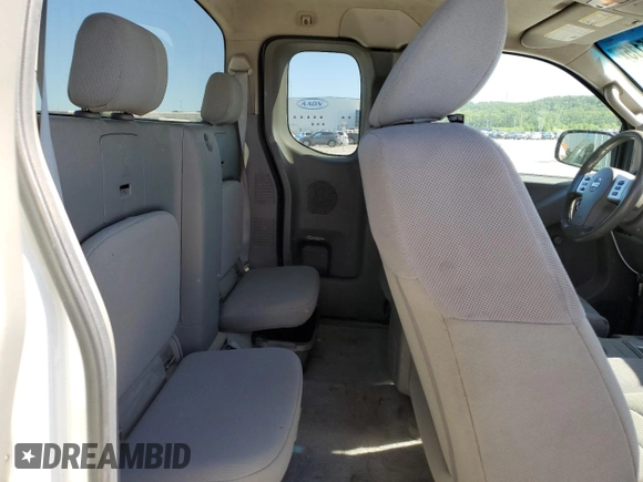 2016 Nissan Frontier S z VIN 1N6BD0CT5GN711030, wystawiony jako Copart lot #58005115 z przebiegiem 168 541 mil mil oraz Czysty tytuł • Clean title. Historia ofert i sprzedaży dostępna na DreamBid. Obrazek 10.