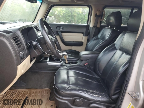 2006 Hummer H3 z VIN 5GTDN136668318328, wystawiony jako Copart lot #55275195 z przebiegiem 266 391 mil mil oraz Nie do naprawy • Non repairable. Historia ofert i sprzedaży dostępna na DreamBid. Obrazek 7.