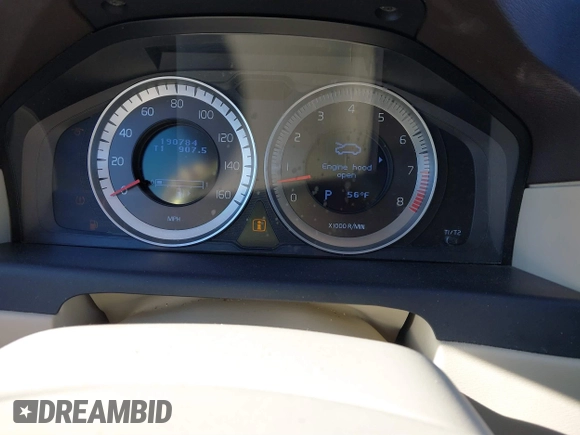 2013 Volvo XC70 3.2L with VIN YV4952BZ6D1154242, listed as a IAAI auction lot 41370020 with 190,784 mi miles and . Bid and sale history available at DreamBid. Image 7.