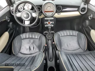 2010 MINI Convertible with VIN WMWMR3C52ATU96951, listed as a Copart auction lot 82038804 with 120,199 mi miles and Clean Title. Bid and sale history available at DreamBid. Image 8.