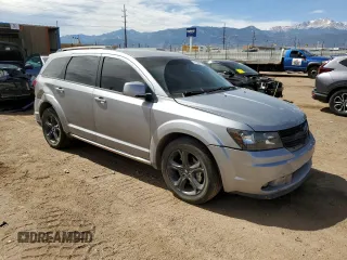 2018 Dodge Journey Crossroad with VIN 3C4PDDGG8JT465353, listed as a Copart auction lot 51136695 with 97,639 mi miles and Salvage Title. Bid and sale history available at DreamBid. Image 4.