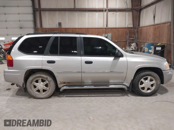 2008 GMC Envoy SLT z VIN 1GKDT13S782101455, wystawiony jako IAAI lot #42043844 z przebiegiem 295 284 mil mil oraz . Historia ofert i sprzedaży dostępna na DreamBid. Obrazek 13.
