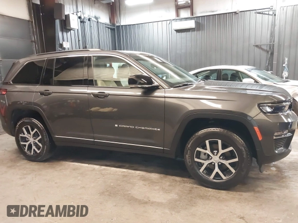 2024 Jeep Grand Cherokee Limited with VIN 1C4RJHBG5RC258264, listed as a IAAI auction lot 42053109 with Not provided miles and . Bid and sale history available at DreamBid. Image 14.