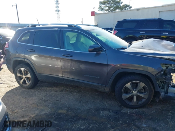 2019 Jeep Cherokee Limited с VIN 1C4PJLDB2KD143844, выставлен на аукционе IAAI как лот 41597887 с пробегом 134 906 миль миль и . История ставок и продаж доступна на DreamBid. Изображение 13.