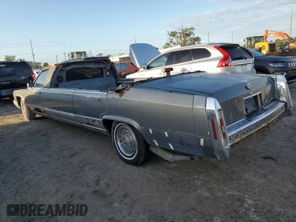 1990 Cadillac Brougham z VIN 1G6DW5472LR711206, wystawiony jako Copart lot #75627814 z przebiegiem Nie podano mil oraz Nie do naprawy. Historia ofert i sprzedaży dostępna na DreamBid. Obrazek 2.