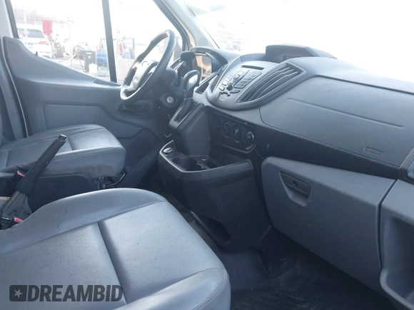 2018 Ford Transit с VIN 1FTYR2DM2JKA73863, выставлен на аукционе IAAI как лот 41656343 с пробегом 120 635 миль миль и . История ставок и продаж доступна на DreamBid. Изображение 8.