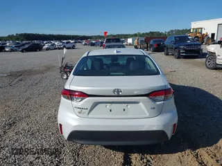 2024 Toyota Corolla LE with VIN 5YFB4MDE2RP152441, listed as a IAAI auction lot 42187904 with 8,599 mi miles and . Bid and sale history available at DreamBid. Image 17.