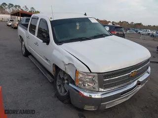 2012 Chevrolet Silverado 1500 LT with VIN 3GCPCSE07CG115883, listed as a IAAI auction lot 41722178 with 217,797 mi miles. Bid and sale history available at carsss.com. Image 6.