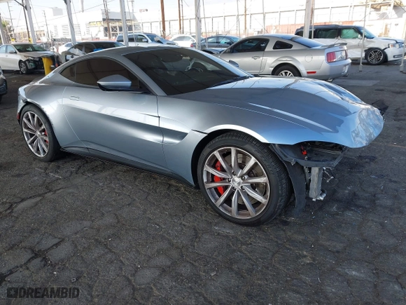 2020 Aston Martin Vantage with VIN SCFSMGAW5LGN03383, listed as a IAAI auction lot 41000569 with 35,311 mi miles. Bid and sale history available at carsss.com. Image 1.