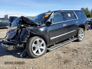 2015 Cadillac Escalade Platinum z VIN 1GYS4PKJ6FR625528, wystawiony jako Copart lot #45596195 z przebiegiem 104 936 mil mil oraz Szkoda całkowita • Salvage title. Historia ofert i sprzedaży dostępna na DreamBid. Obrazek 1.