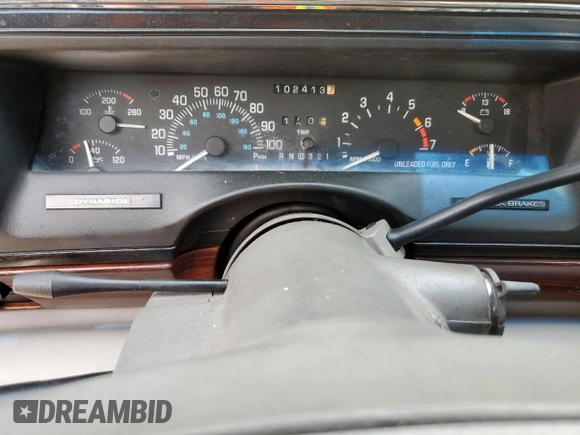 1999 Buick LeSabre Limited z VIN 1G4HR52K5XH469192, wystawiony jako Copart lot #57516205 z przebiegiem 102 413 mil mil oraz Czysty tytuł • Clean title. Historia ofert i sprzedaży dostępna na DreamBid. Obrazek 9.