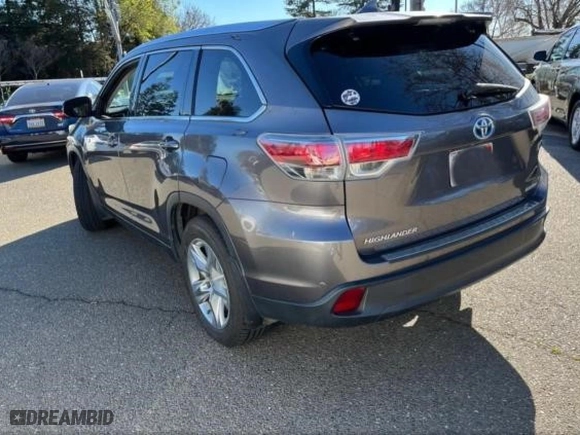 2014 Toyota Highlander Hybrid Limited with VIN 5TDDCRFH4ES006897, listed as a Copart auction lot 89222335 with 329,257 mi miles and Clean Title. Bid and sale history available at carsss.com. Image 3.