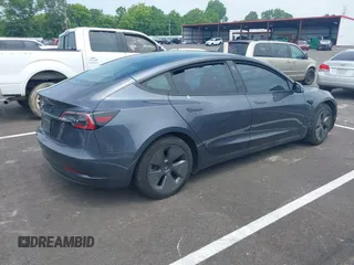 2023 Tesla Model 3 с VIN 5YJ3E1EA0PF495110, выставлен на аукционе IAAI как лот 42475811 с пробегом Не указан миль и . История ставок и продаж доступна на DreamBid. Изображение 4.