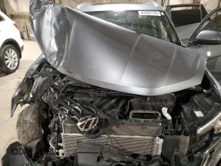 2024 Volkswagen Atlas SE z VIN 1V2KE2CA1RC200714, wystawiony jako Copart lot #43187725 z przebiegiem Nie podano mil oraz Szkoda całkowita • Salvage title. Historia ofert i sprzedaży dostępna na DreamBid. Obrazek 12.