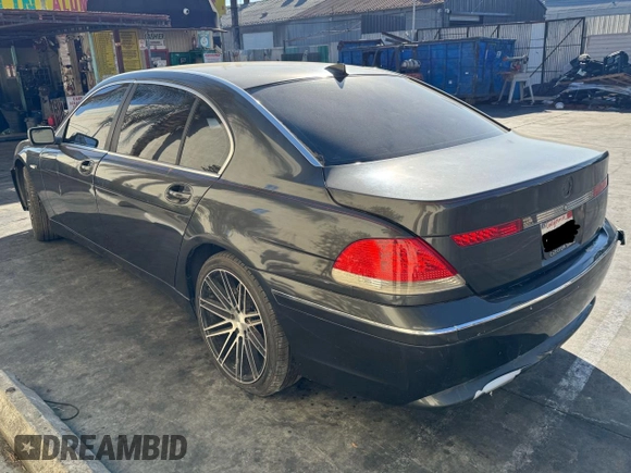 2003 BMW 7 Series 745Li with VIN WBAGN63463DR15012, listed as a Copart auction lot 47898105 with 142,370 mi miles and Clean Title. Bid and sale history available at DreamBid. Image 3.