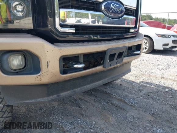 2012 Ford F-250 XL с VIN 1FT7W2BT2CEB60887, выставлен на аукционе IAAI как лот 42493100 с пробегом 281 898 миль миль и . История ставок и продаж доступна на DreamBid. Изображение 13.